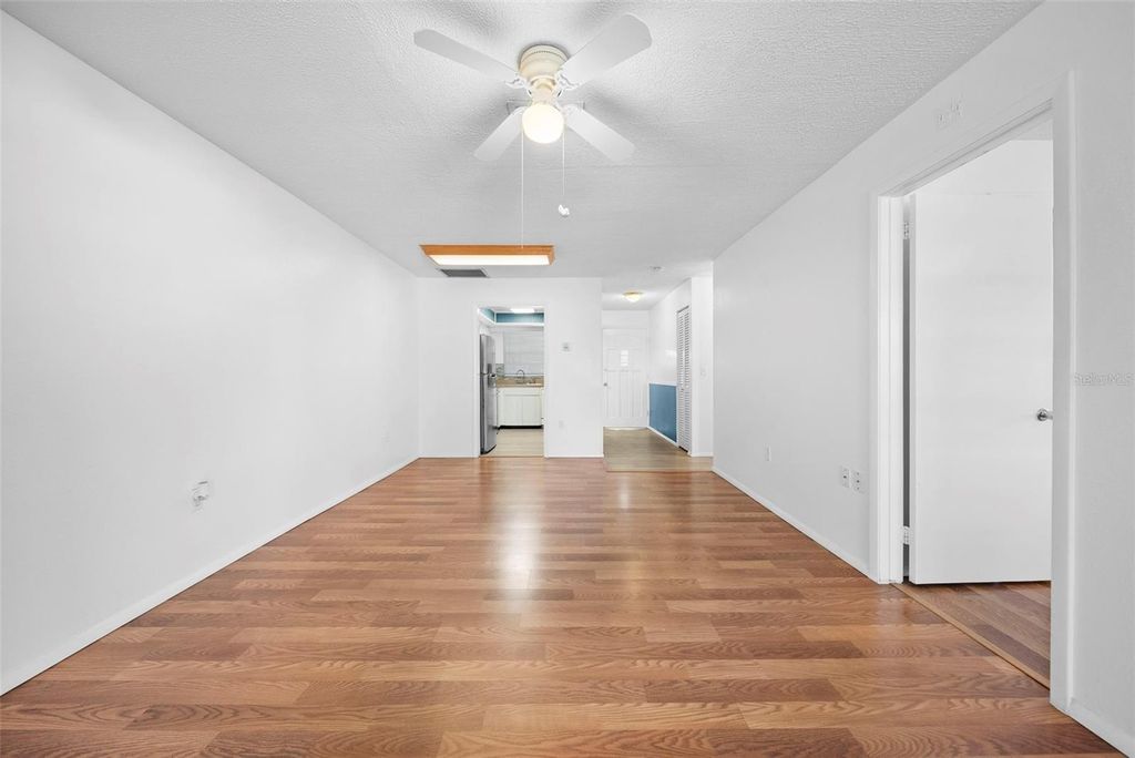 Image 15 of property listing at 4604 PARK ACRES DRIVE 96, Bradenton, FL 34207