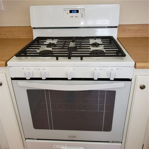 E S RAITT Street, Santa Ana, CA 92704