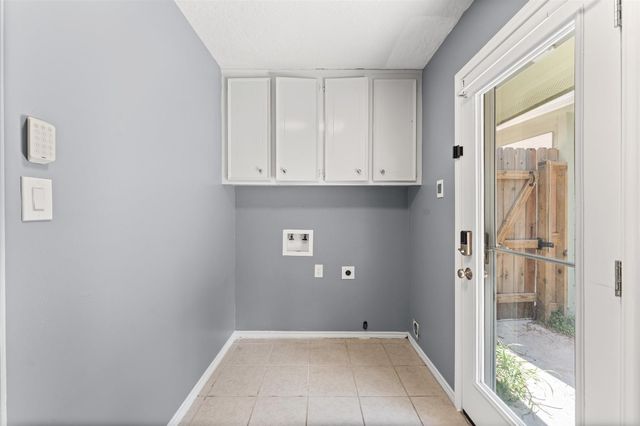 9611 Hearthwood Drive, Houston, TX 77040