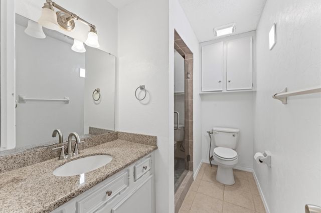 9611 Hearthwood Drive, Houston, TX 77040