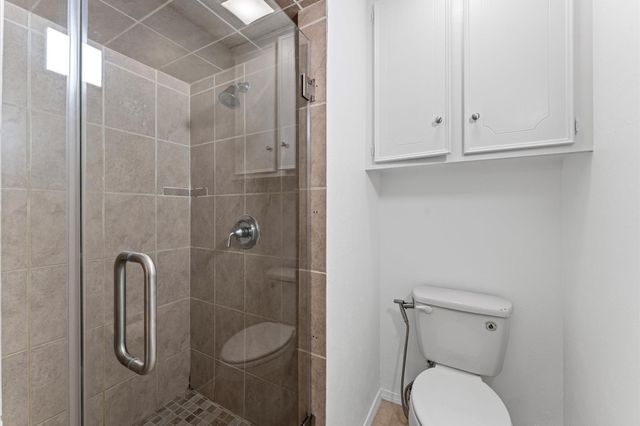 9611 Hearthwood Drive, Houston, TX 77040