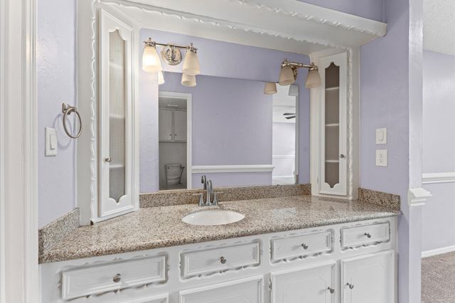 9611 Hearthwood Drive, Houston, TX 77040