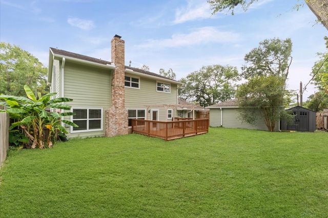 9611 Hearthwood Drive, Houston, TX 77040