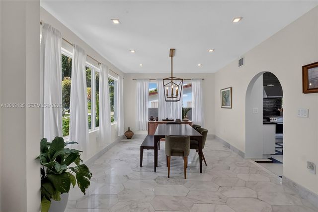 1731 NE 171st St 0, North Miami Beach, FL 33162