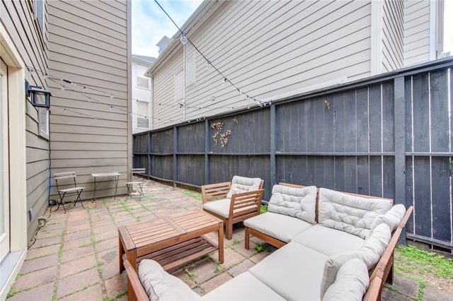 3307 W Lamar Street C, Houston, TX 77019