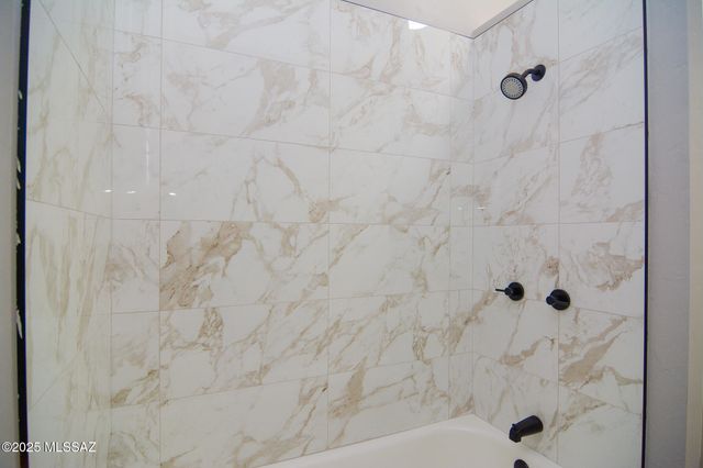 1719 W Seabrooke Drive, Tucson, AZ 85705