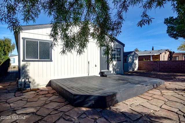 1719 W Seabrooke Drive, Tucson, AZ 85705