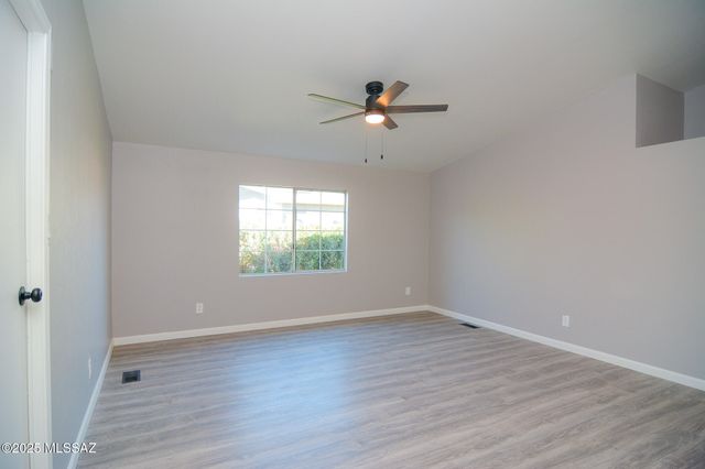 1719 W Seabrooke Drive, Tucson, AZ 85705