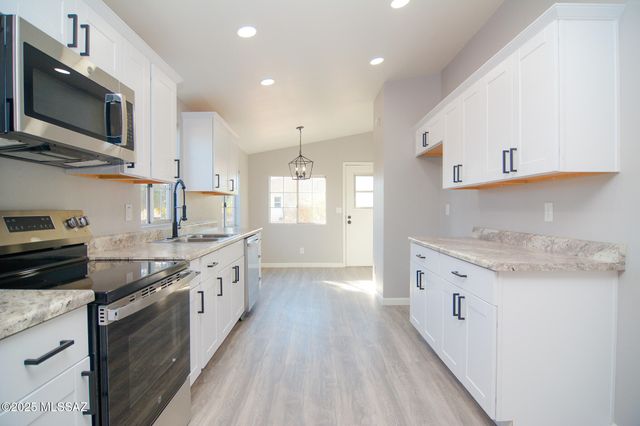 1719 W Seabrooke Drive, Tucson, AZ 85705