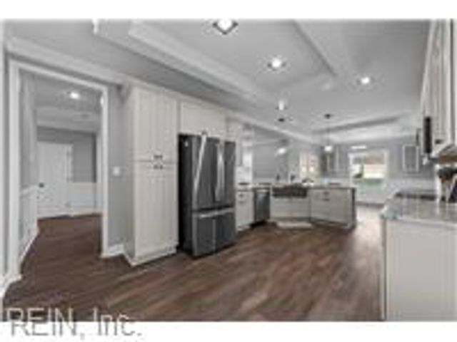 3200 Oak AVE, Newport News, VA 23607
