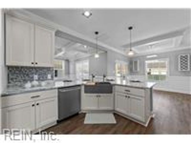3200 Oak AVE, Newport News, VA 23607