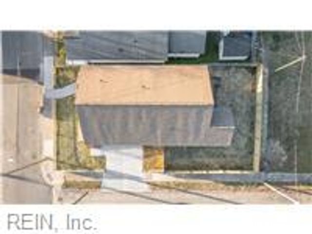 3200 Oak AVE, Newport News, VA 23607