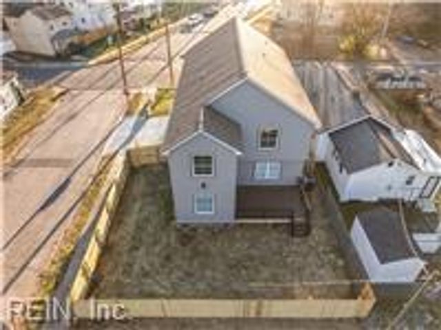 3200 Oak AVE, Newport News, VA 23607