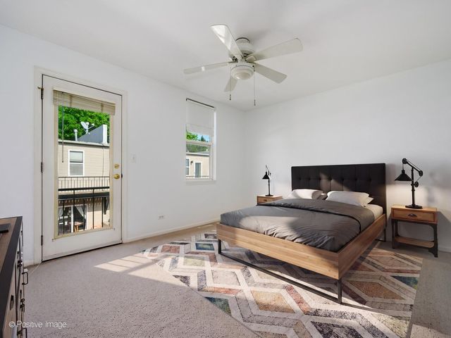 3643 W CORNELIA Avenue B, Chicago, IL 60618