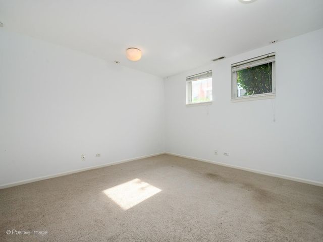 3643 W CORNELIA Avenue B, Chicago, IL 60618