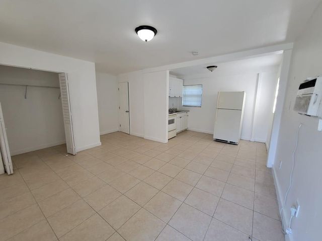 1853 NW 5th Street, Miami, FL 33125