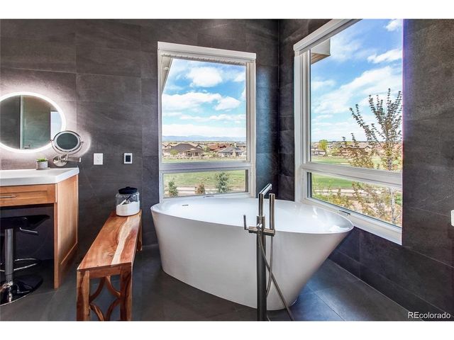 2316 Links Pl, Erie, CO 80516