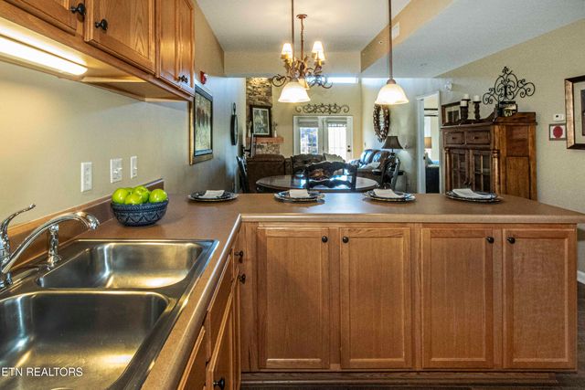 527 River Place Way Unit445, Sevierville, TN 37862