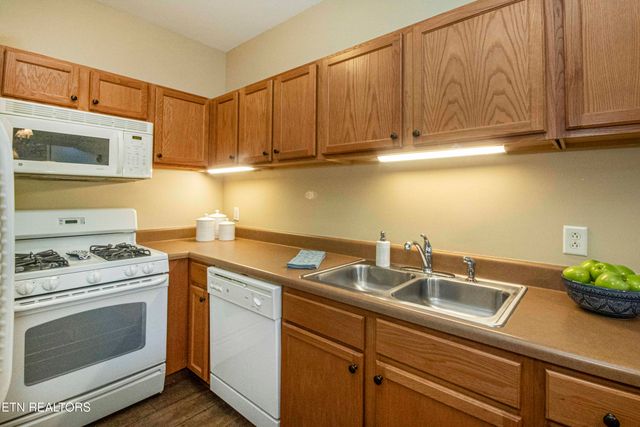 527 River Place Way Unit445, Sevierville, TN 37862