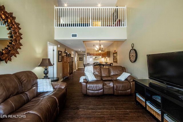 527 River Place Way Unit445, Sevierville, TN 37862