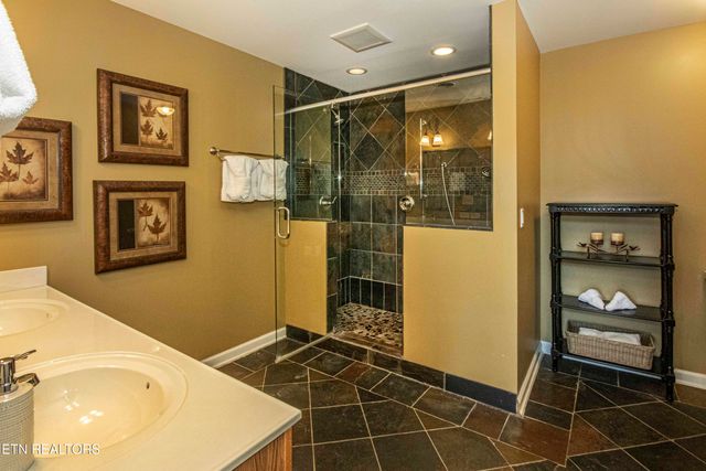 527 River Place Way Unit445, Sevierville, TN 37862