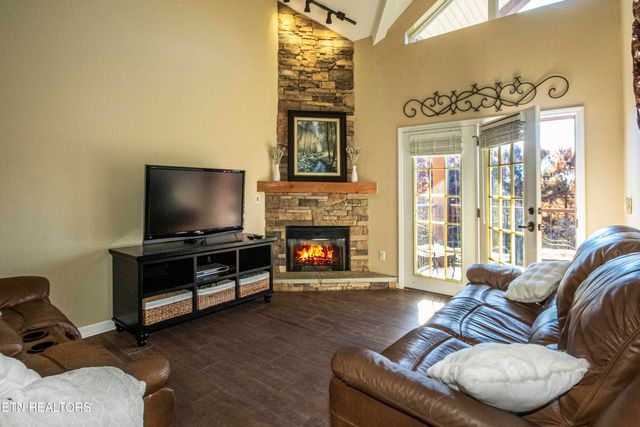 527 River Place Way Unit445, Sevierville, TN 37862