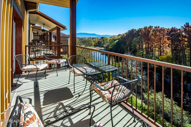 527 River Place Way Unit445, Sevierville, TN 37862