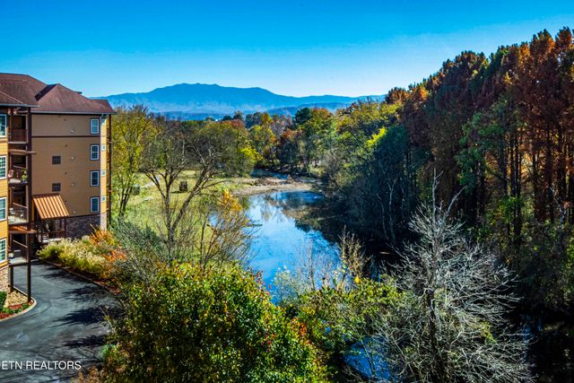 527 River Place Way Unit445, Sevierville, TN 37862