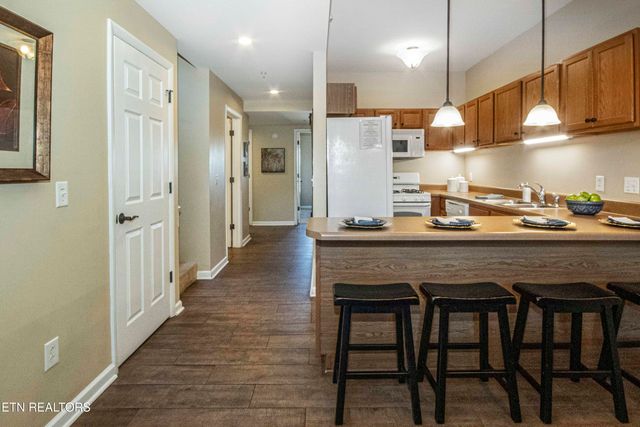 527 River Place Way Unit445, Sevierville, TN 37862