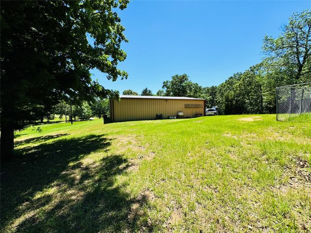 8636 W ST HWY 31, Athens, TX 75751