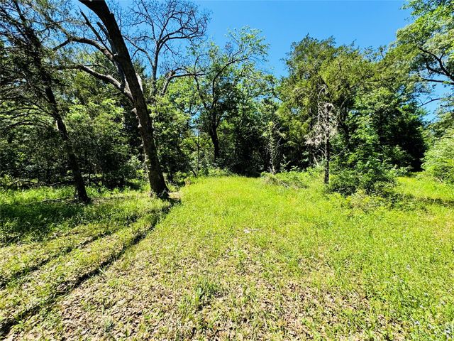 8636 W ST HWY 31, Athens, TX 75751