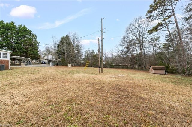 1020 Lacy Lane, Walnut Cove, NC 27052