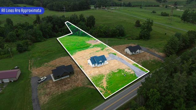 4677 Scottsville Rd, Lafayette, TN 37083