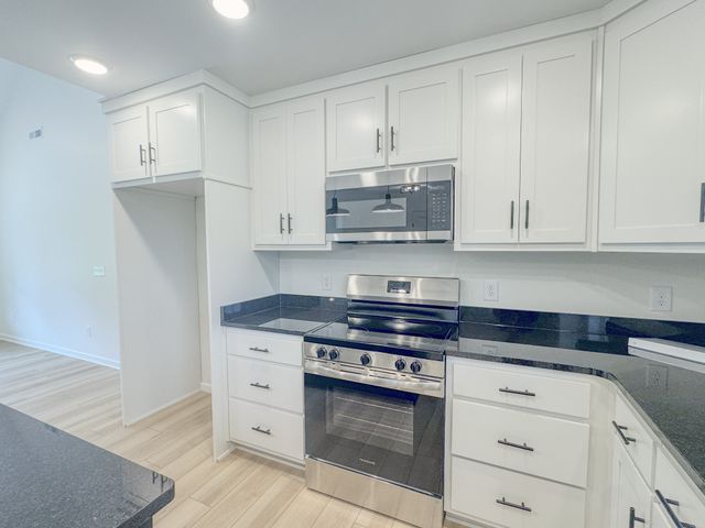 4677 Scottsville Rd, Lafayette, TN 37083