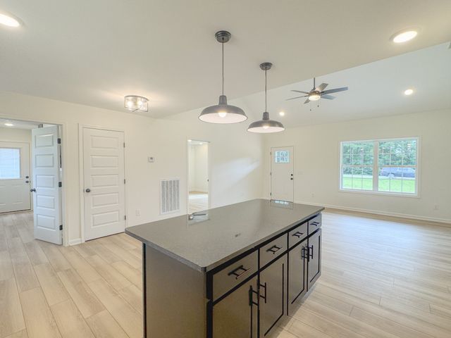 4677 Scottsville Rd, Lafayette, TN 37083