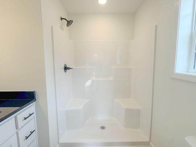 4677 Scottsville Rd, Lafayette, TN 37083