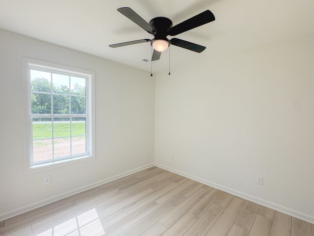 4677 Scottsville Rd, Lafayette, TN 37083