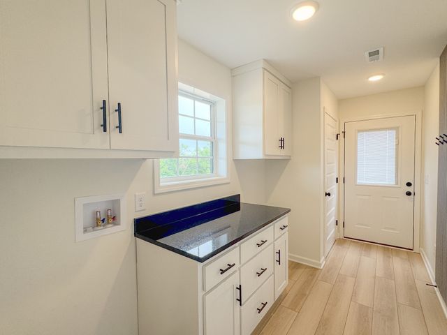 4677 Scottsville Rd, Lafayette, TN 37083
