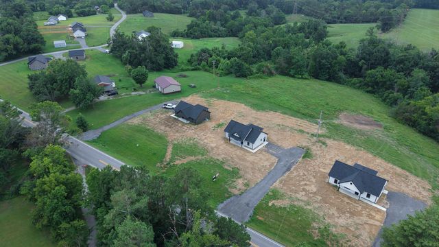 4677 Scottsville Rd, Lafayette, TN 37083