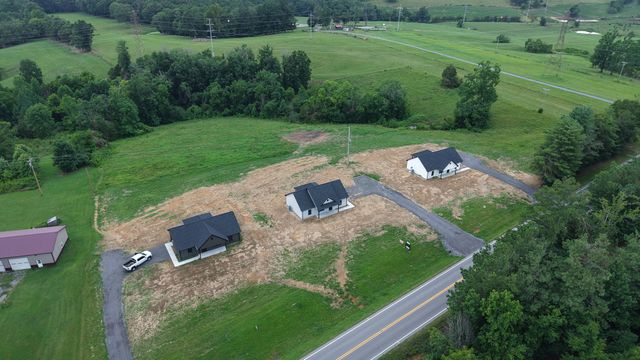 4677 Scottsville Rd, Lafayette, TN 37083