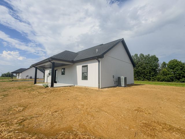 4677 Scottsville Rd, Lafayette, TN 37083
