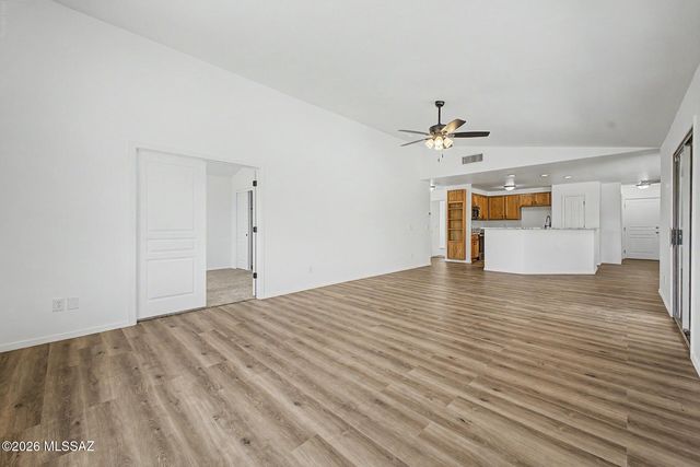 6549 S Star Diamond Place, Tucson, AZ 85757
