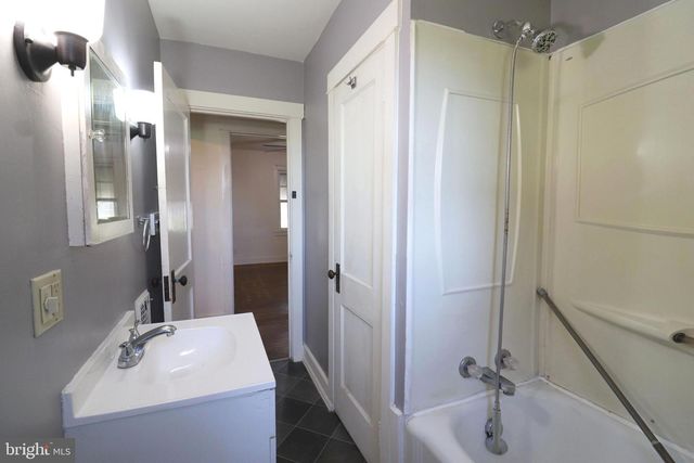 634 E 28TH DIVISION HWY, Lititz, PA 17543