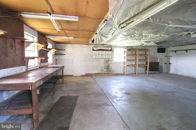 634 E 28TH DIVISION HWY, Lititz, PA 17543
