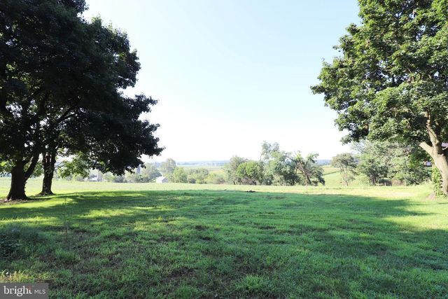 634 E 28TH DIVISION HWY, Lititz, PA 17543