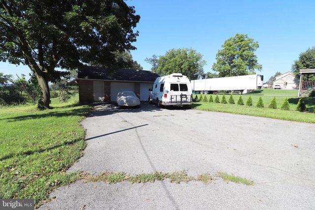 634 E 28TH DIVISION HWY, Lititz, PA 17543