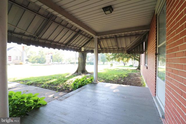 634 E 28TH DIVISION HWY, Lititz, PA 17543