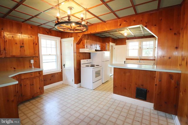 634 E 28TH DIVISION HWY, Lititz, PA 17543