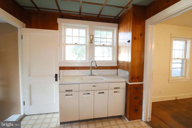 634 E 28TH DIVISION HWY, Lititz, PA 17543