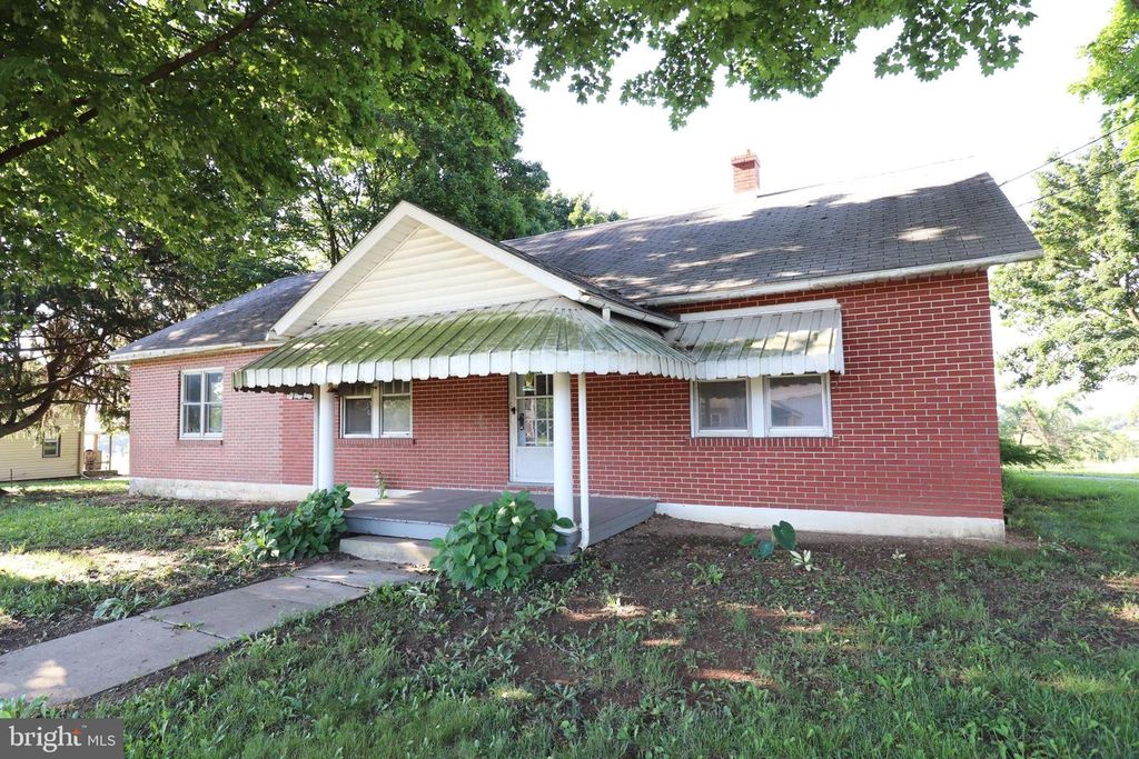 634 E 28TH DIVISION HWY, Lititz, PA 17543